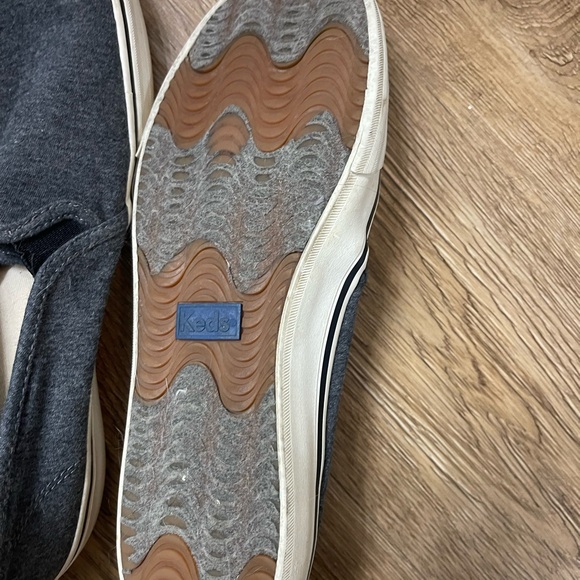 Keds Gray Sneakers with Cushioned Sole and Mesh Upper - Picture 1 of 2